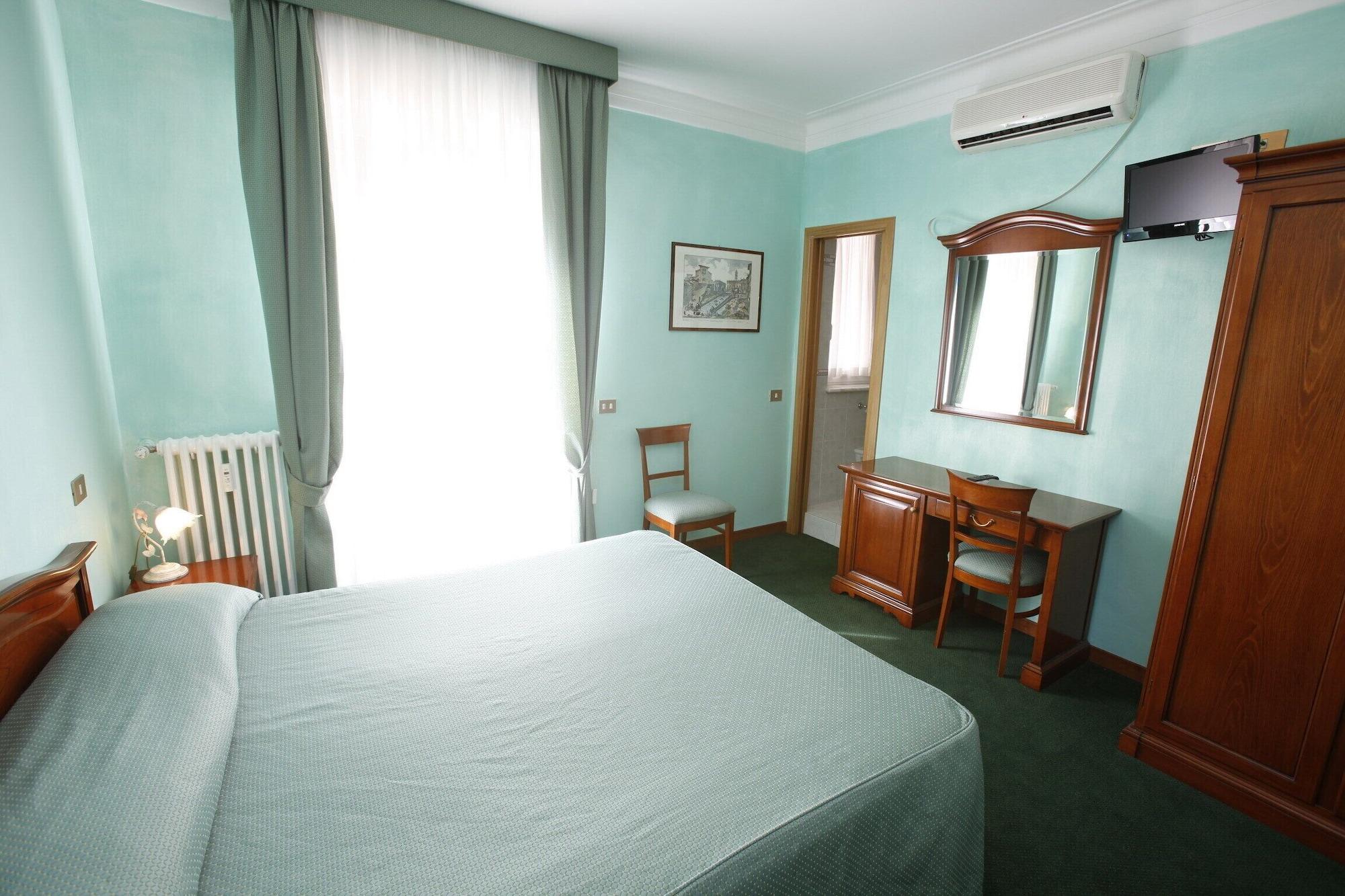 Hotel Adriatic Roma Quarto foto